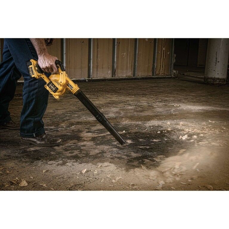 DEWALT 20V Max Compact Jobsite Blower Kit