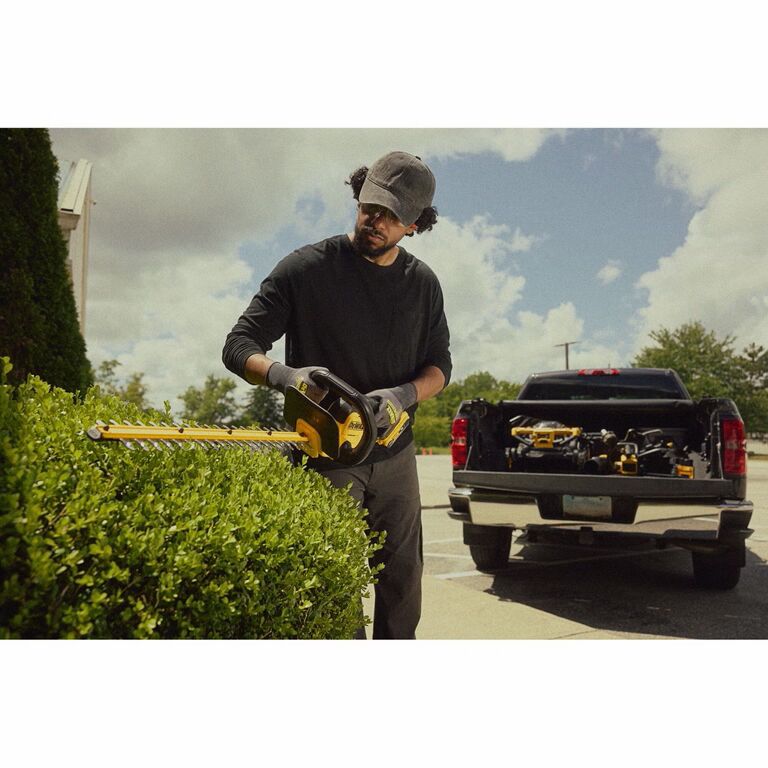 DEWALT 20-V Max Battery Powered Hedge Trimmer, 22 in. (Tool Only)
