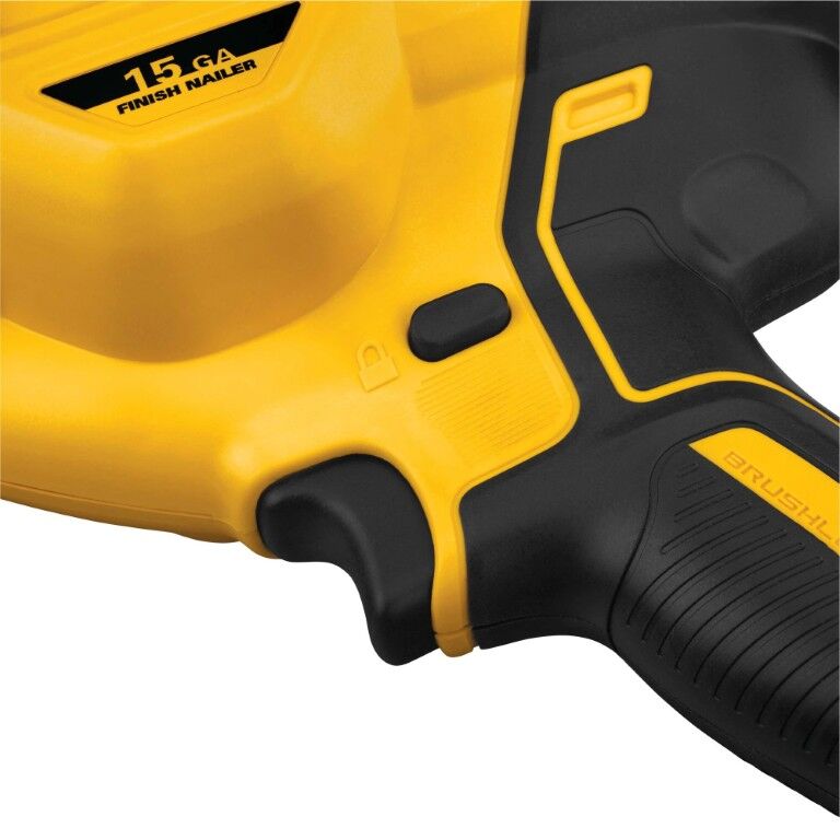DEWALT 20-V Max XR Angled Finish Nailer, 15-Gauge (Tool Only)