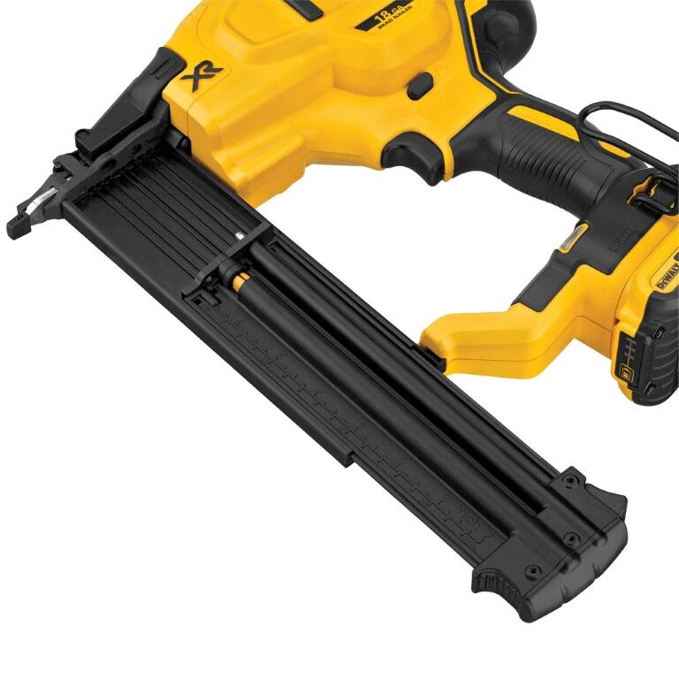 DEWALT 20-V Max XR Brad Nailer Kit, 18-Gauge