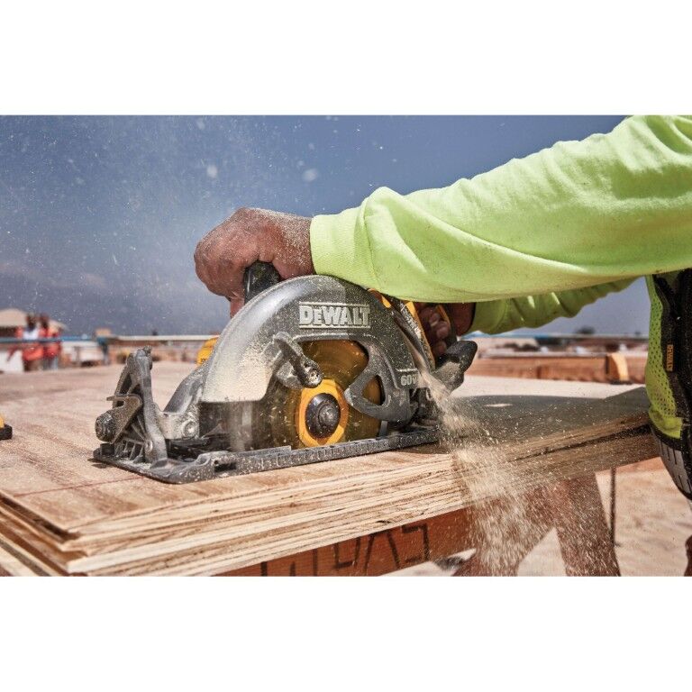 DEWALT FlexVolt 60-V Max Brushless Worm Drive Style Saw, 7 1/4-In (Tool Only)