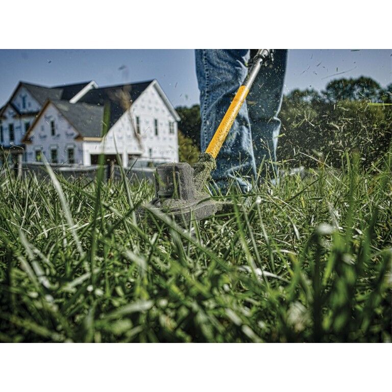 DEWALT 60-V Max Battery Powered Brushless String Trimmer Kit, 15 in.