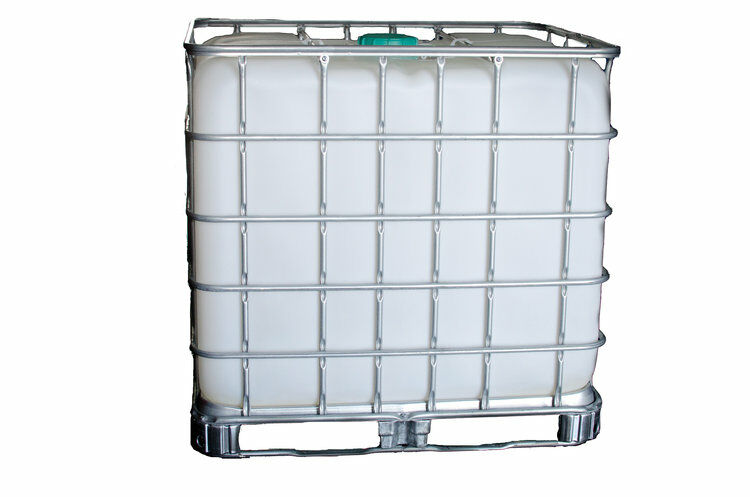 275 GALLON NON POTABLE WATER TANK