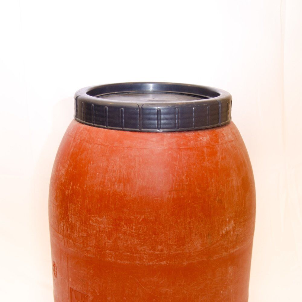 Eagle Peak Red Used Spigoted Poly Screw Top Barrel, 50-Gal