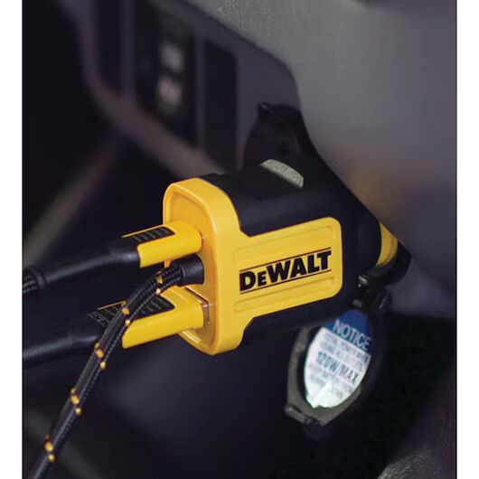 Dewalt 5-Port Front and Back Seat Mobile USB PD Charger