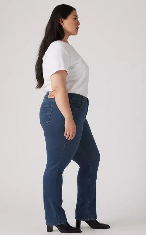 Levi's Women's Classic Straight Plus Size Jeans