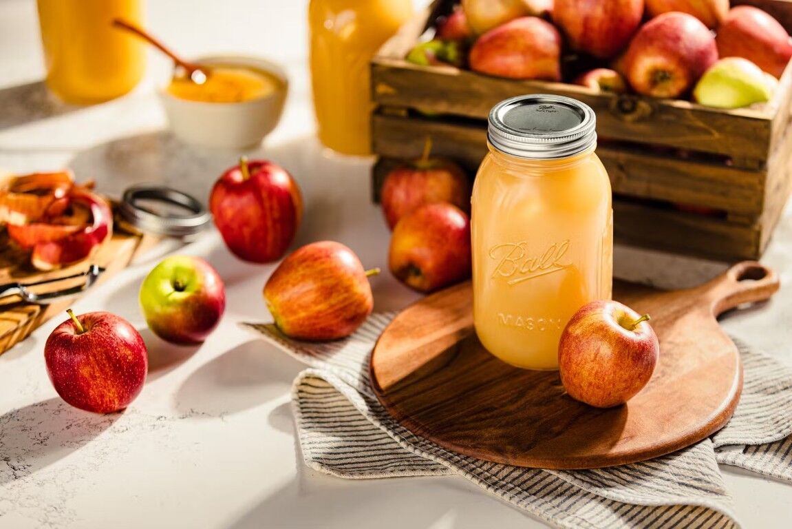 Ball Mason Jars & Lids Regular Mouth, 1-Qt, 6-Pk