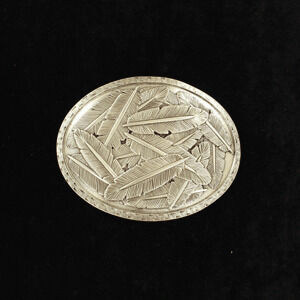 M & F Western Men's Scattered Feather Belt Buckle in Silver