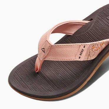 REEF Women's Santa Ana Sandal in Peach Parfait