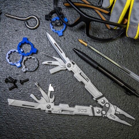 SOG Poweraccess Multi Tool