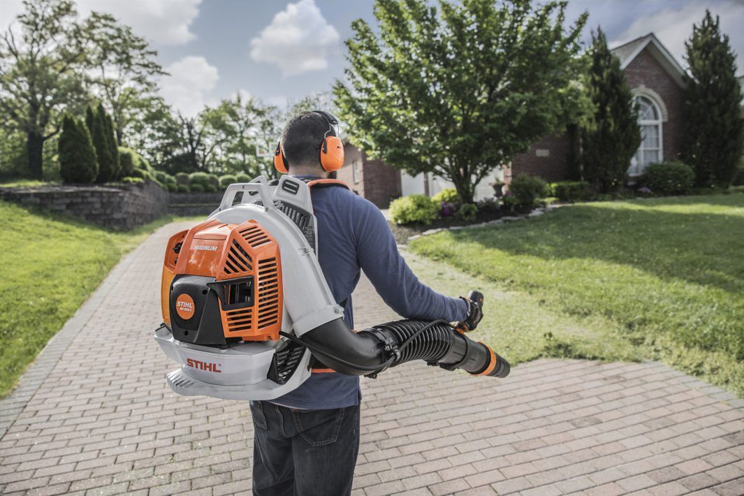STIHL BR 800 C-E Magnum Easy2Start Gas Backpack Blower