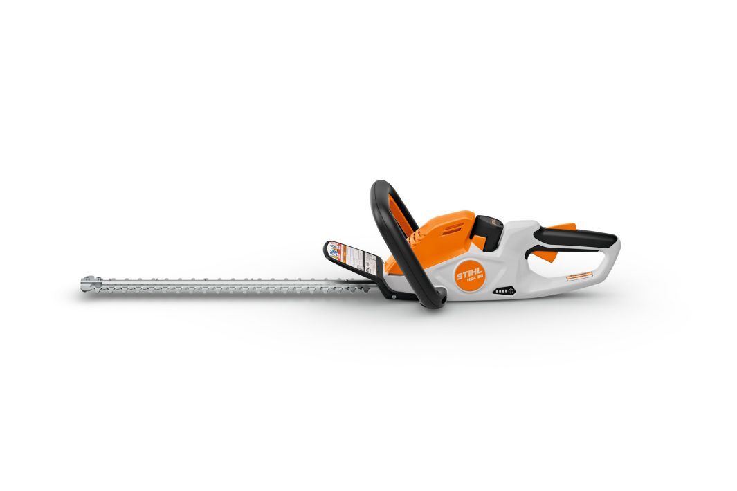 STIHL HSA 30 Battery Powered Hedge Trimmer Kit, 18 in.