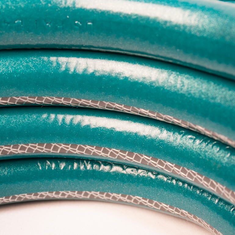 Teknor Apex Never Kink Heavy Duty Garden Hose, 340 PSI, 5/8-In x 75-Ft
