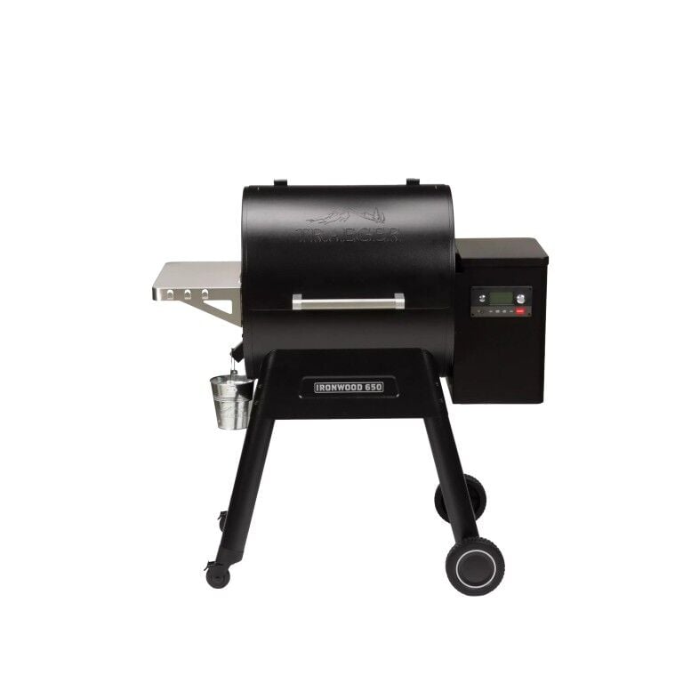 Traeger Ironwood Series 650 Pellet Grill with WIFI