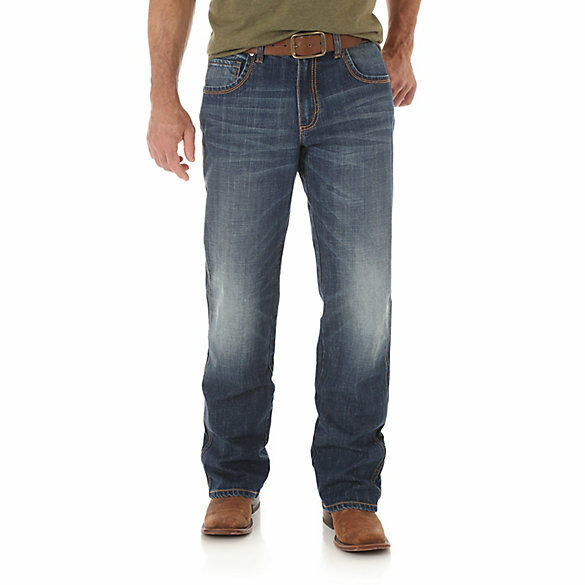 Wrangler Men's Retro Relaxed Fit Bootcut Jean