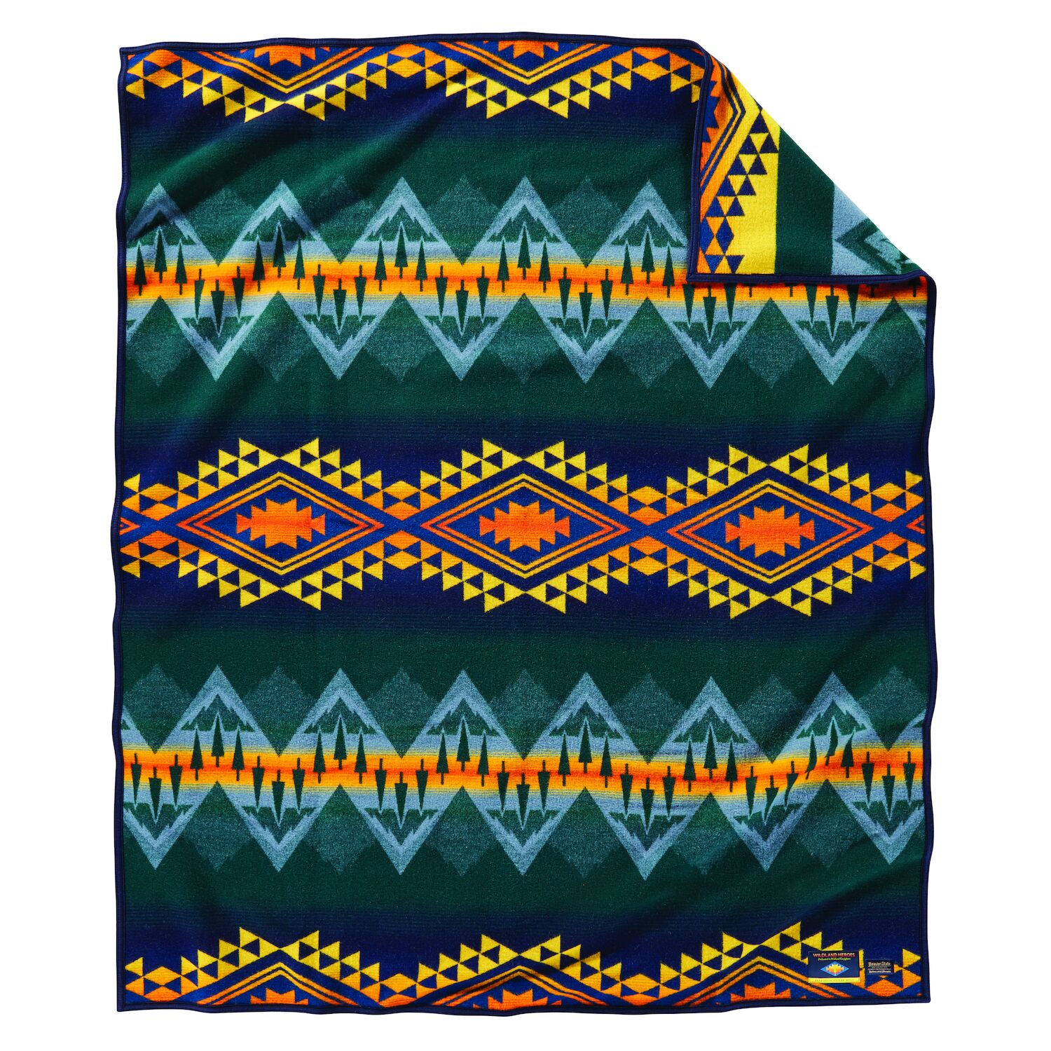 Pendleton Jaquard Robe in Wildland Heros 